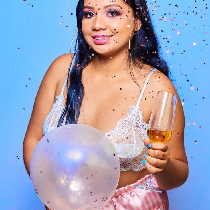 Mia Fischer - Founder of YaviarBelaSela